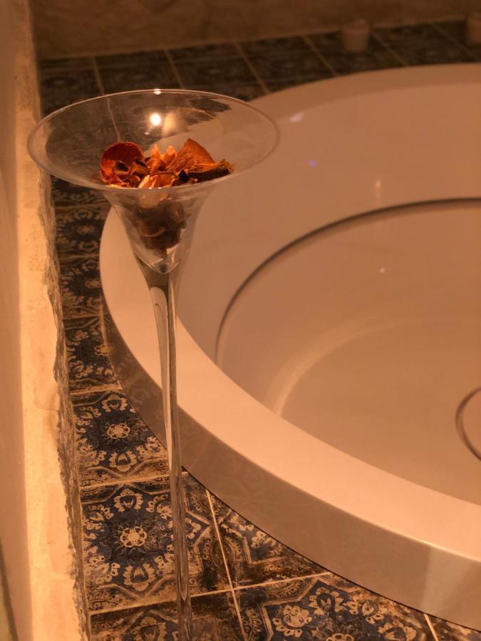 Il Galletto Viola, Luxury Room & Suite 帕拉佐洛阿克雷伊德 外观 照片