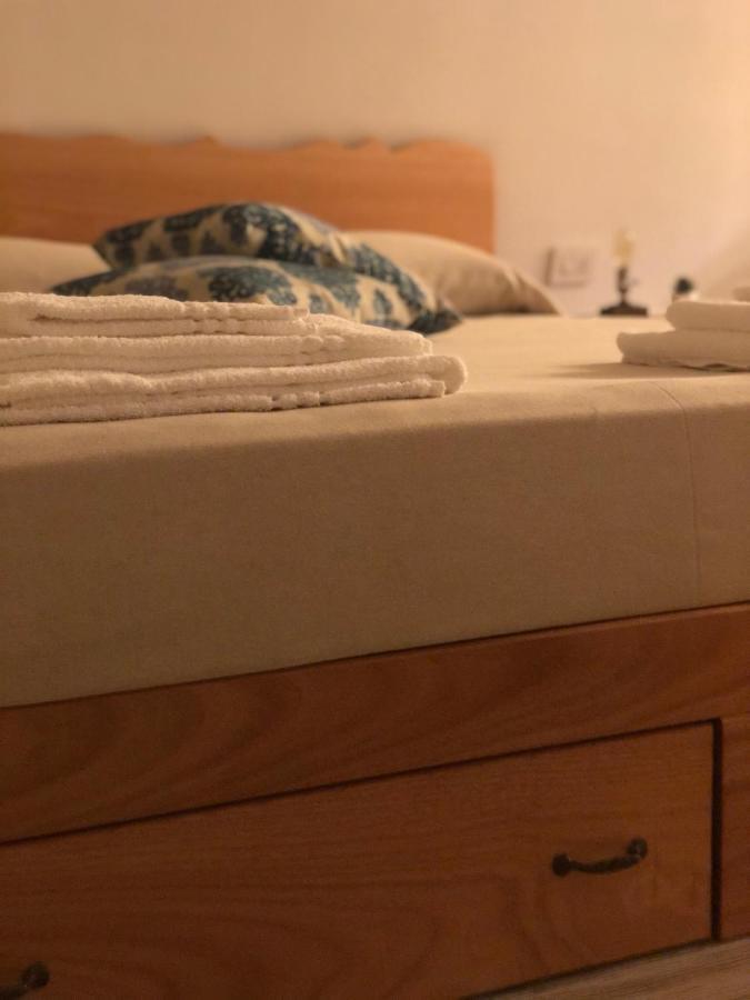 Il Galletto Viola, Luxury Room & Suite 帕拉佐洛阿克雷伊德 外观 照片